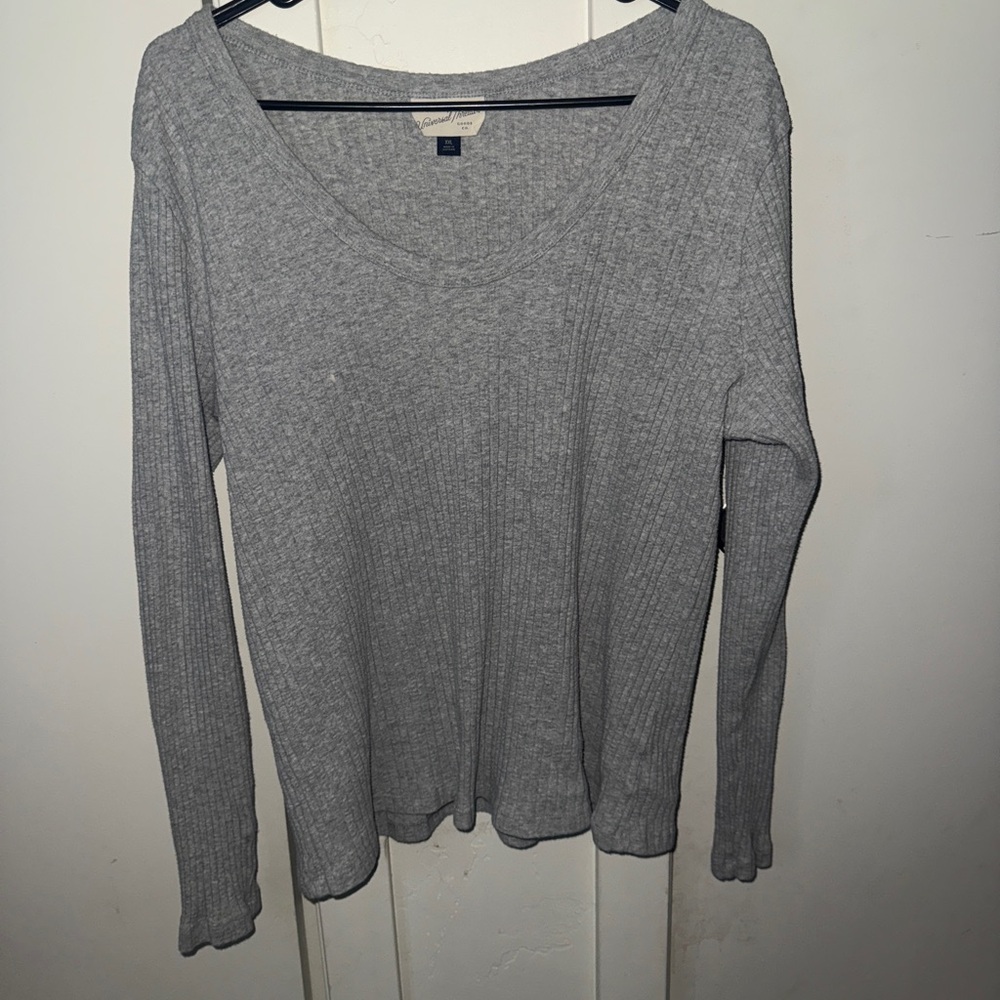 Universal Thread Gray Long Sleeve Ribbed Top